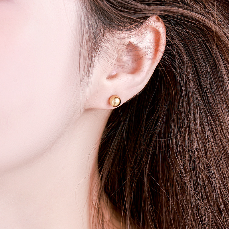 Xuping estilo simple acero inoxidable chapado 14k color pernos de bola geométrica clásicos diarios fáciles de poner auriculares al por mayor