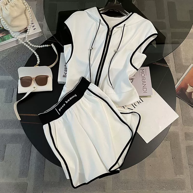 Простой и элегантный повседневный спортивный костюм для женщин, летние новые модные топы и шорты с короткими рукавами, комплект из двух предметов # 909