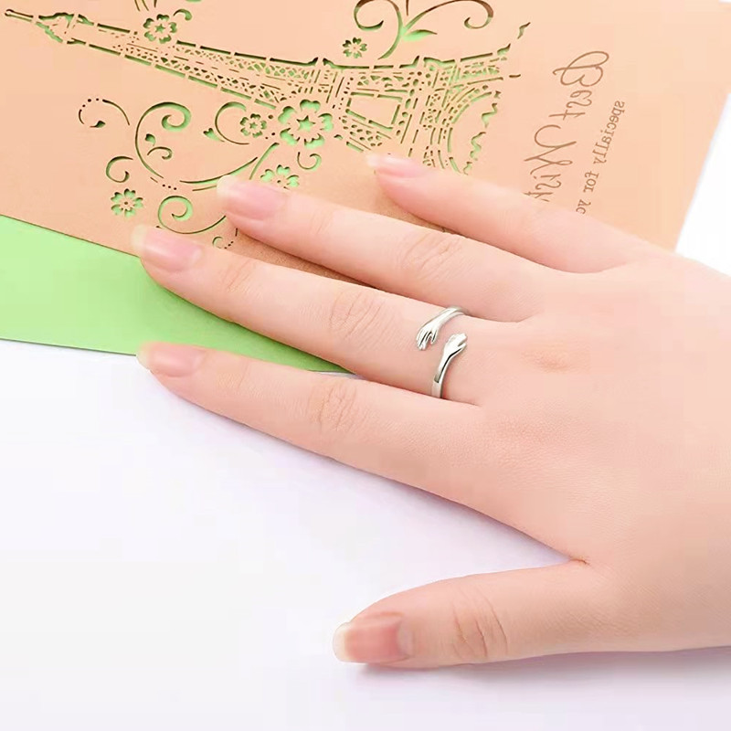 hug ring 4