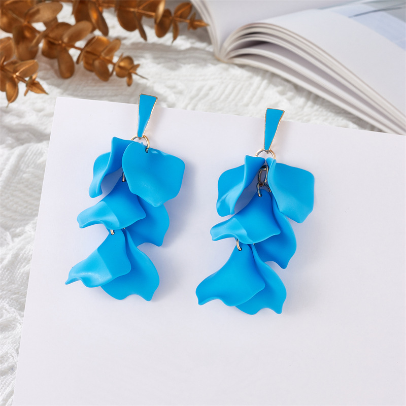 Daily Occasion Acrylic Material 1 Pair Sweet Simple Style Petal Stoving Varnish Arylic Drop Earrings