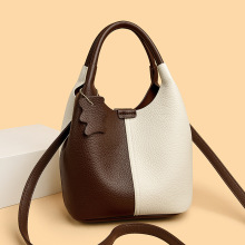 包包女2025新款真皮通勤手提包时尚变形单肩子母小众质感水桶包