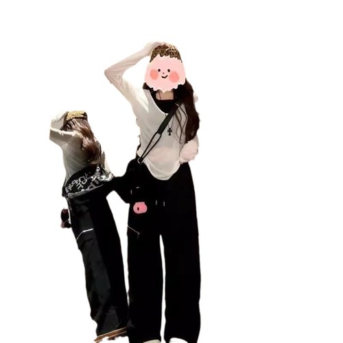 White V-neck T-shirt for Women: Stylish, Sun-Protective Long-Sleeve Cover-Up—Loose-Fitting, Slimming, and Ultra-Thin for Summer