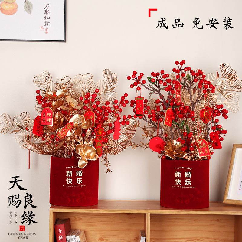 New Home Decorative "Xi" Figurine for Engagement & Wedding &mdash; Happy Character and Blessing Bucket Ornament, Perfect for Wedding Decorations, Bridal Room Displays, and Living Room Accessories