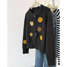 灰色高级感立体钩花拉链毛衣外套女秋冬外穿短款针织开衫上衣厚