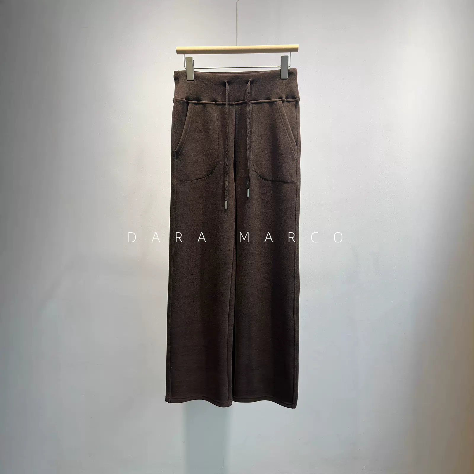 显瘦神器！LU家高腰抽绳运动加绒加厚直筒休闲长裤女25秋冬显腿长