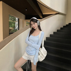韩系奶蓝色U领长袖t恤女夏季2025新款修身显瘦收腰紧身甜辣妹上衣