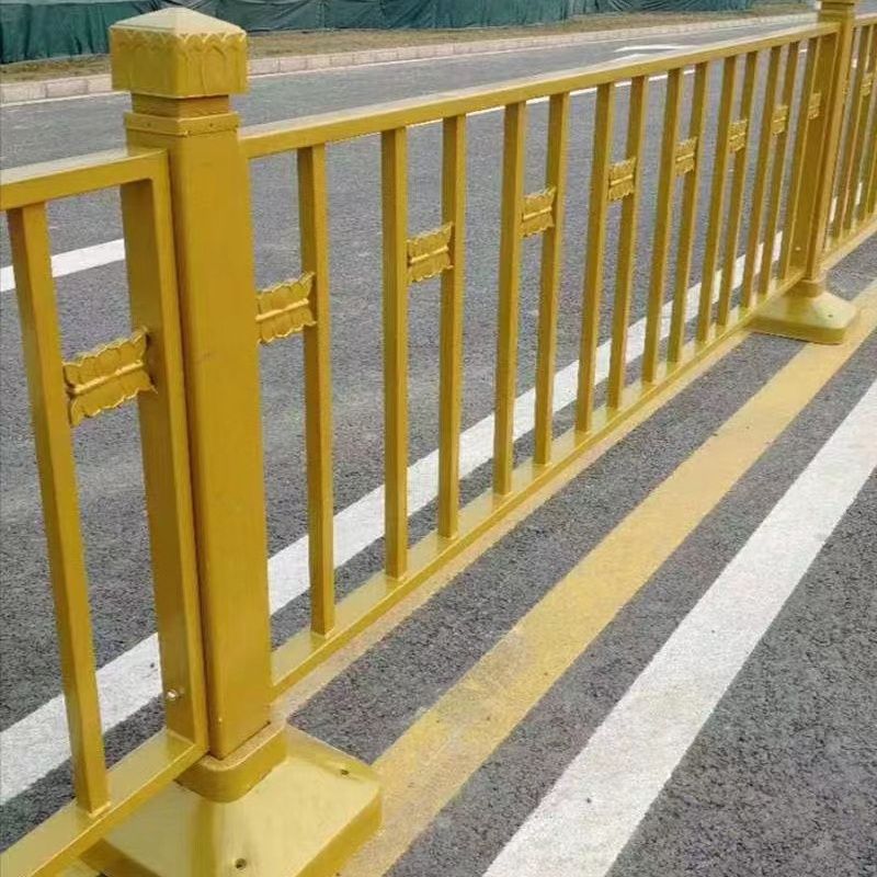 江西专用道路护栏公路隔离栅交通防护隔离栏锌钢京式护栏现货护栏