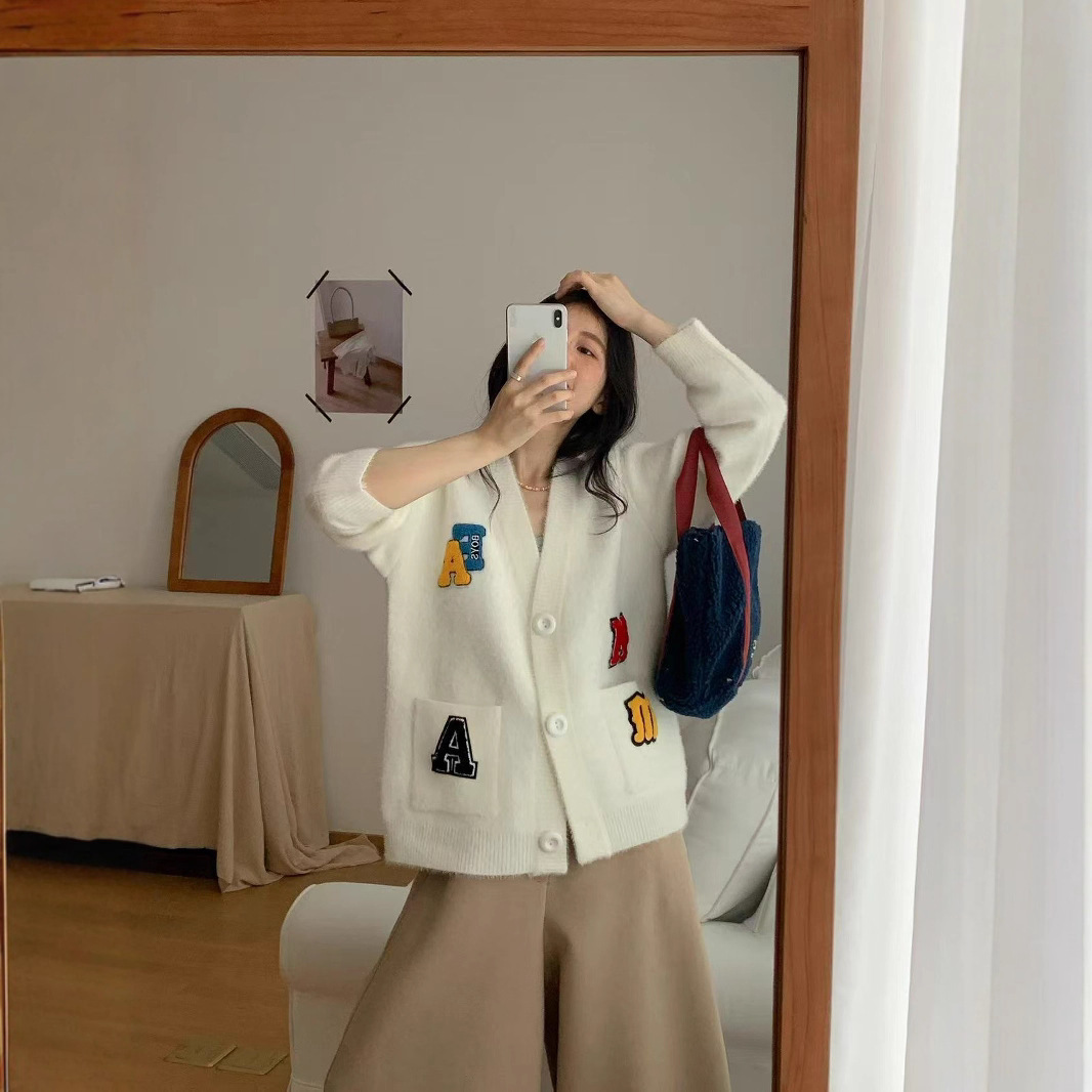 Soft and Waxy Imitation Mink Velvet Knitted Jacket Women's Short Sweater Cardigan Outer Wear Girly Women's Sweater Slimming and Whitening