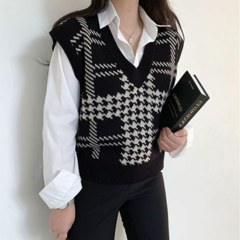 Korean Style ins Lazy Style Large Plaid V-neck Sleeveless Knitted Vest Women's Autumn and Winter Stacked Pullover Plaid Sweater Vest