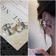 �䵭�L�ʯʮ�ּܶ��AŮ�o�������ǊA���hС���OӋ�ж��