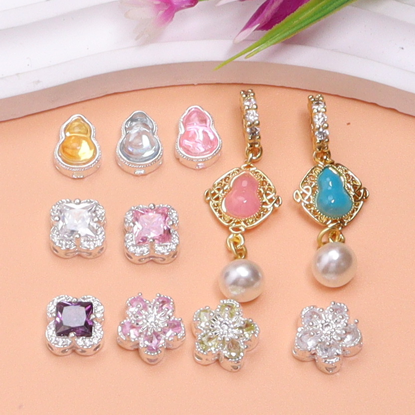 铜镀金镶钻葫芦吊坠链蝴蝶串珠隔珠手工手链diy手链挂件饰品配件