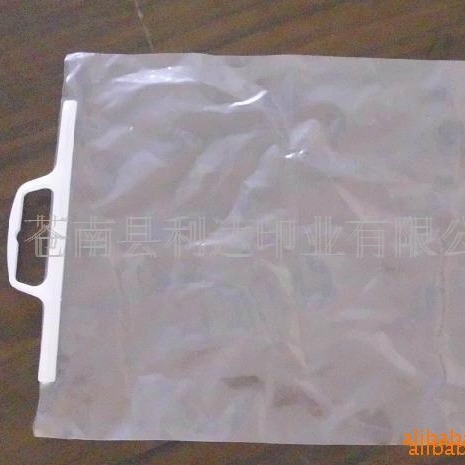厂家值供PE烫硬柄手提袋，PE手柄袋，PE手提袋手柄塑料袋