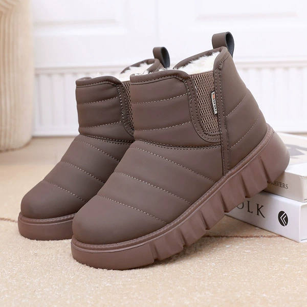 Brown [one size smaller]