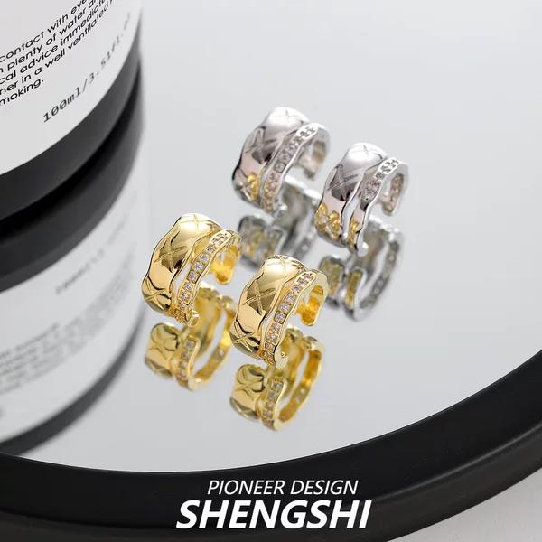 Niche Double-layer Diamond-encrusted Diamond Plaid Earclip Without Ear Holes Women's Light Luxury High-end Korean Style Elegant Earbone Clip Earrings