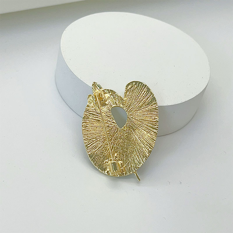 Enamel Colorful Painting Plate Brooch, Classy Niche Classy Corsage Accessories Pin, Waist-Cinching Classy Retro Wholesale for Women