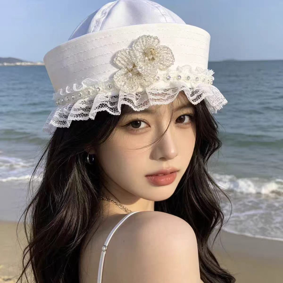 흰색 꽃무늬 선원 모자