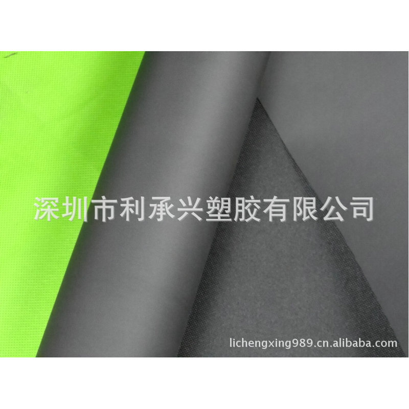 厂家供应涤纶布箱包面料平纹染色