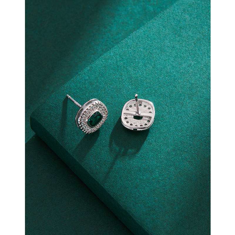 Pendientes retro verdes 925 plata de ley diseño de nicho de lujo ligero 2024 nuevos pendientes de temperamento de alta gama pendientes mujeres