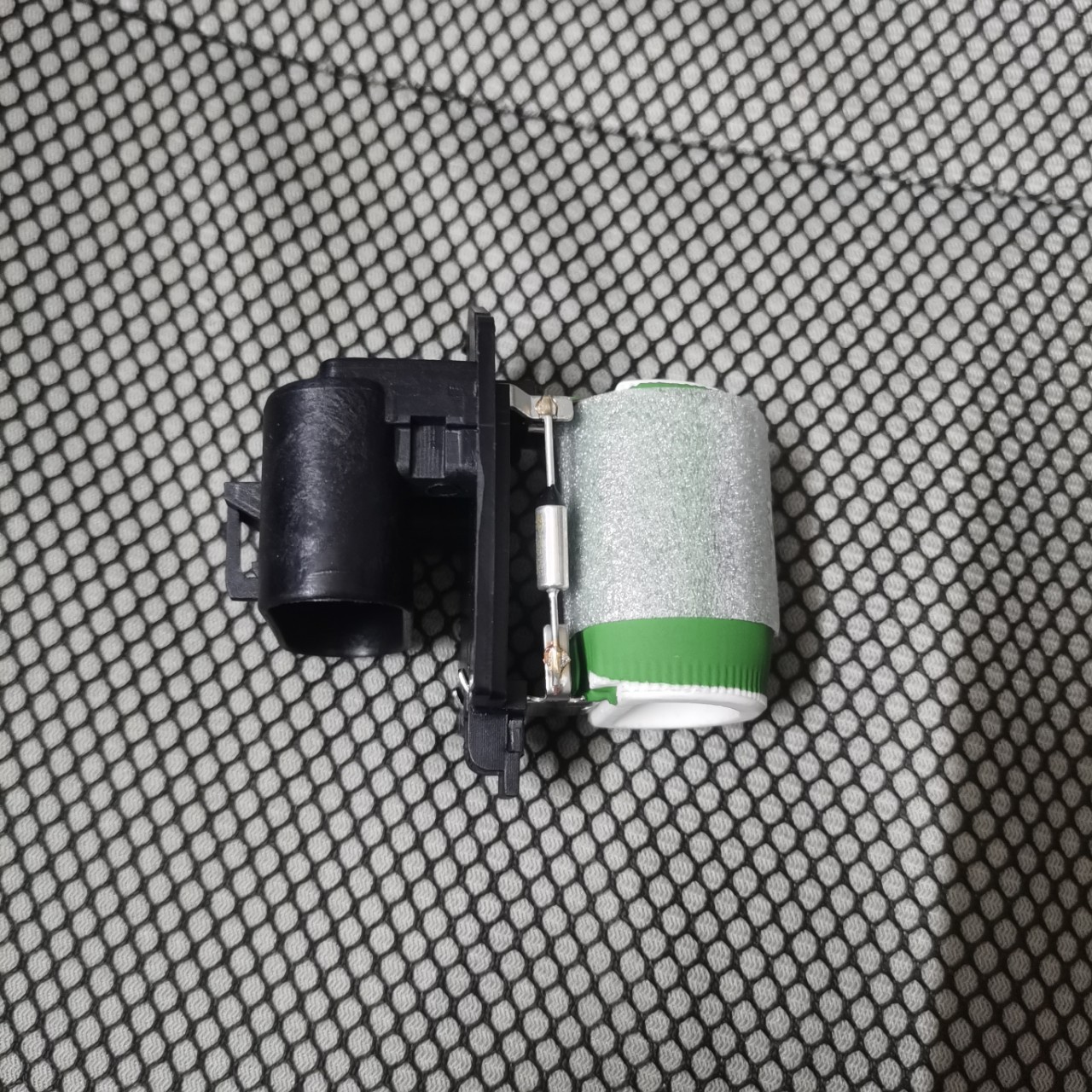 Car electronic fan module resistor suitable for Opel Fiat 13256565 557035891341641