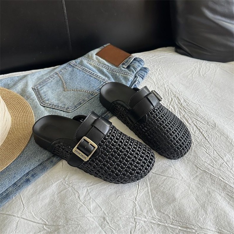 Women's Breathable Openwork Closed Toe Slippers Casual Sandals_voghion.com