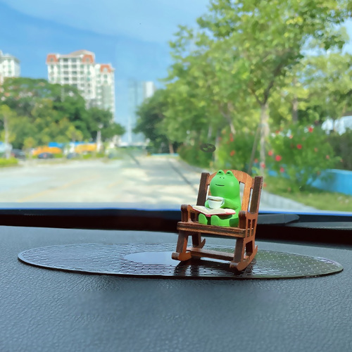 Cartoon photo healing small ornaments frog rocking chair car decoration creative decompression gift resin desktop ornaments
