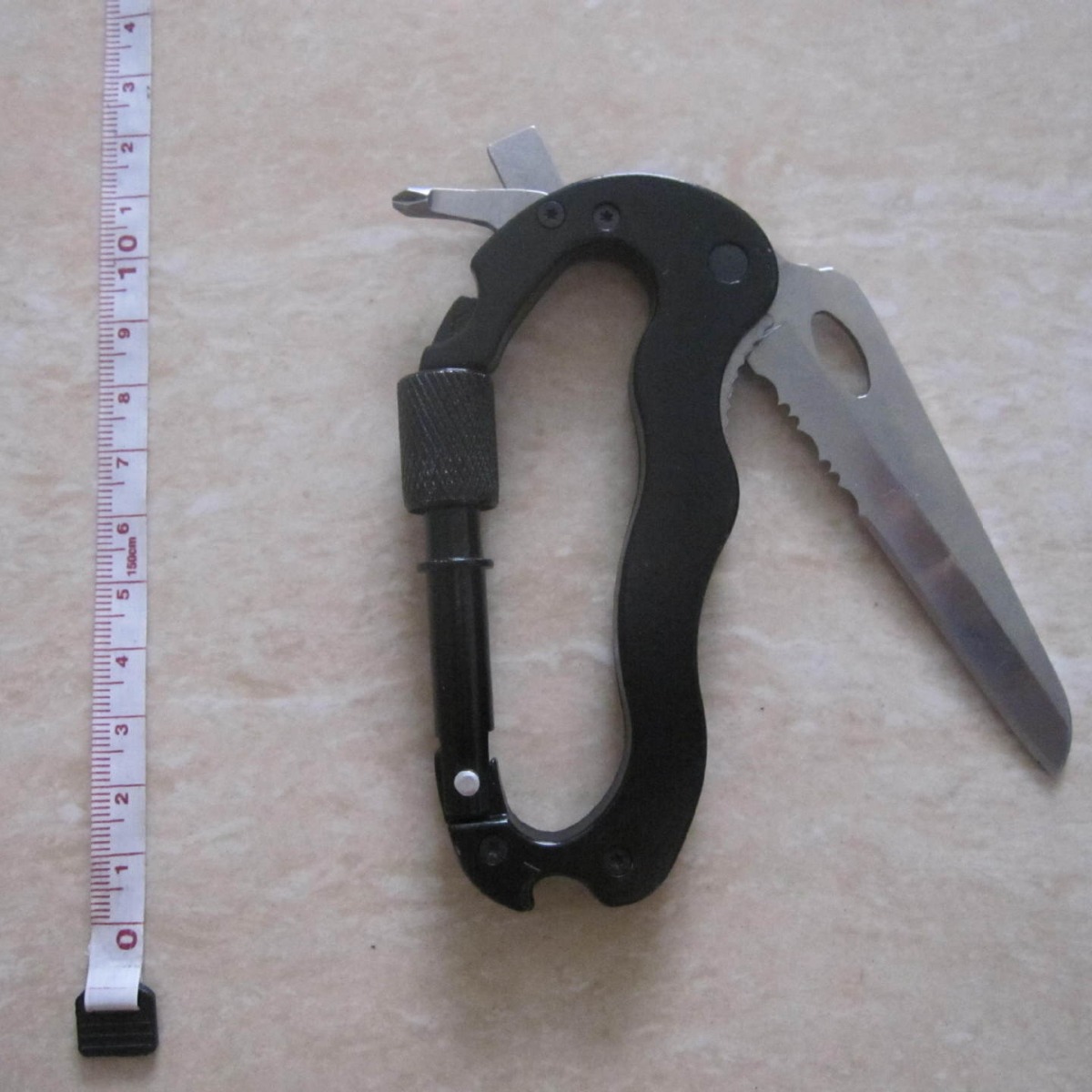 供应多功能登山扣  多用小刀  小刀  多用工具  单车工具