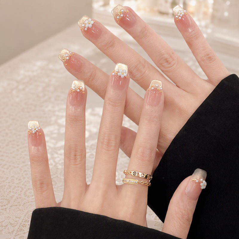 Sweet Style Short Simple Handmade Cat-Eye Press-On Nails with a High-End Feel, Fake Nails That Enhance Complexion, Nail Tips Sweet Style Short Simple Handmade Cat-Eye Press-On Nails with a High-End Feel, Fake Nails That Enhance Complexion, Nail Tips