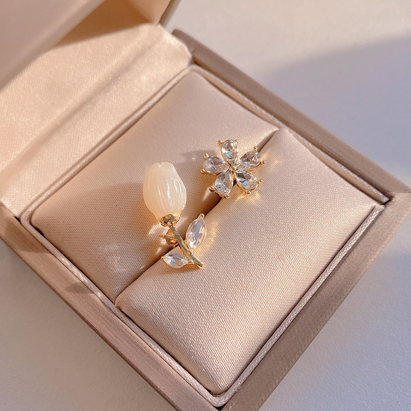 Fresh fashionable universal earrings