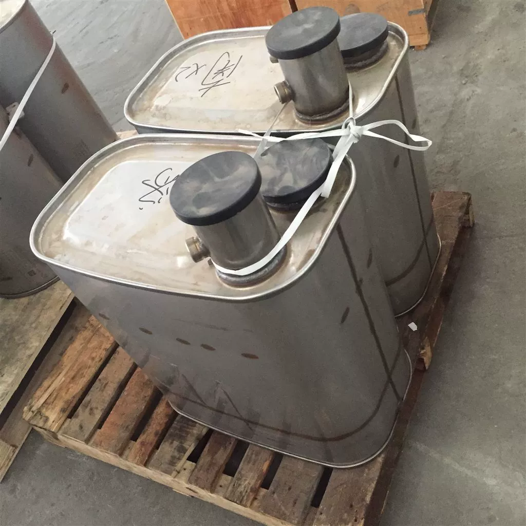 Подходит для SINOTRUK Howo T5G T7H Haohan National IV и National V глушитель с послепроизводственной обработкой WG9725547315