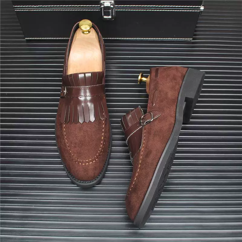 Новые мужские туфли в британском стиле с острыми наконечными матовые повседневные кожаные туфли
