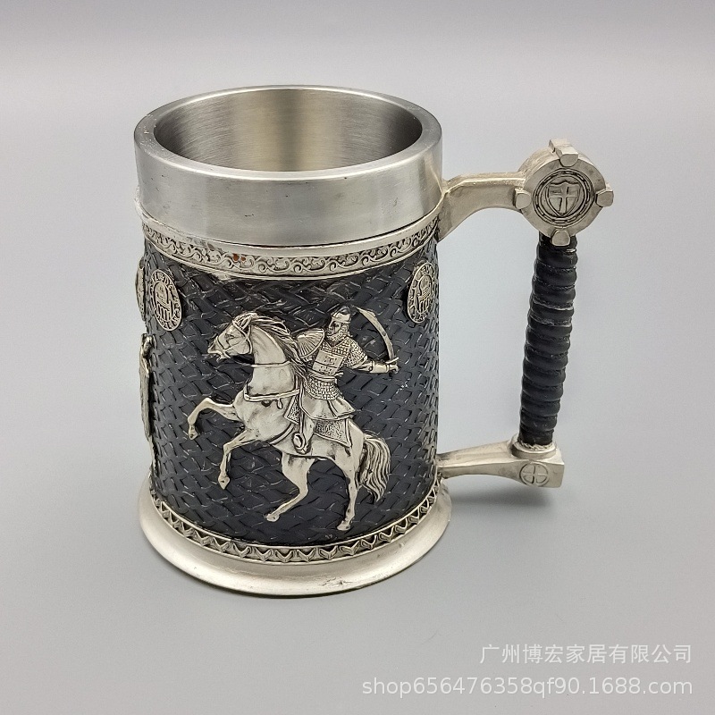 전쟁 말 맥주 머그잔