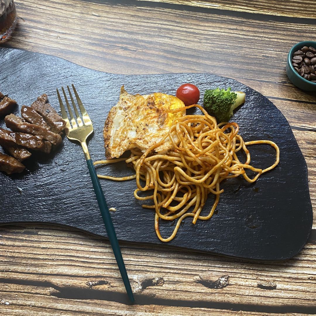 Luz estilo de lujo especial en forma de placa de roca natural negro Placa de sushi Placa de filete occidental vajilla creativa Placa de barbacoa