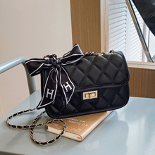 跨境绣线菱格斜挎包2025新款流行丝巾小方包女时尚韩系日常单肩包