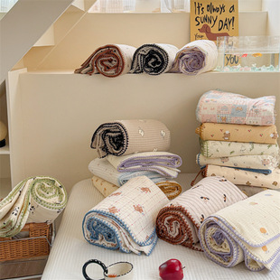 Class a Kidsren's Cotton Double-Layer Yarn Summer Quilt Soybean Cotton Summer Quilt Shell Edge