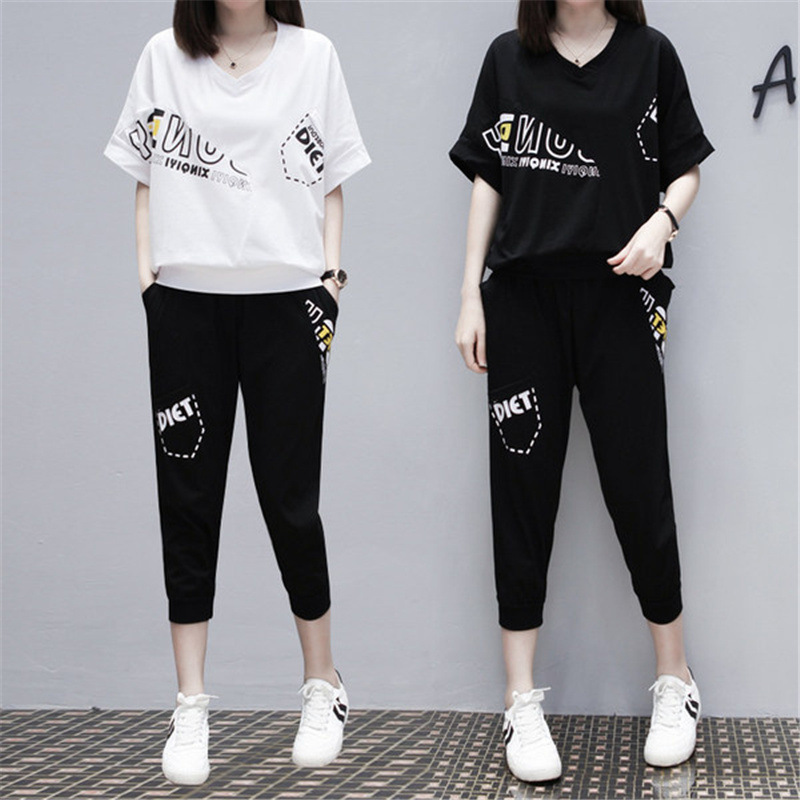 Summer 2024 New Korean-style plus size chubby girl Fashion Age-reducing Running Sportswear Women's Short-sleeved Capri Pants Two-piece Set