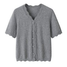 冬季正肩V领纯山羊绒时尚休闲开衫 12针平纹女士花边包扣针织半袖