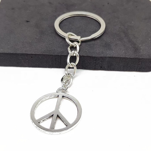 Cross-border retro electroplated alloy peace sign keychain five-pointed star keychain bag and car ornament decoration
