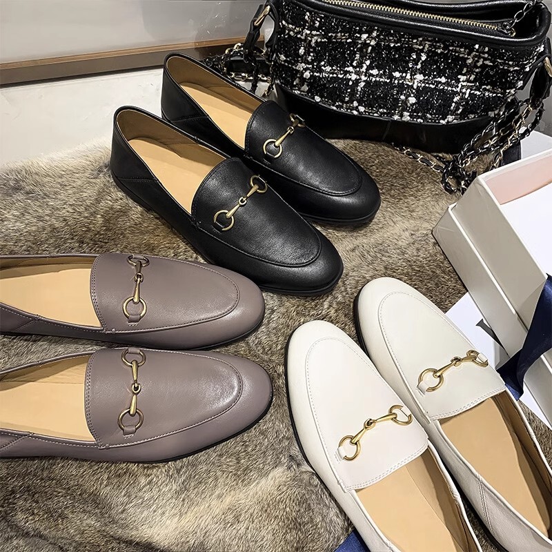 Welfare Offer~British Style Plush-Lined Loafers for Women with Horsebit Buckle, Genuine Leather Versatile Retro Flat Shoes for Women Welfare Offer~British Style Plush-Lined Loafers for Women with Horsebit Buckle, Genuine Leather Versatile Retro Flat Shoes for Women