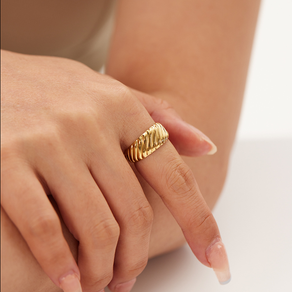 Brand retro fashionable ring stainless steel
