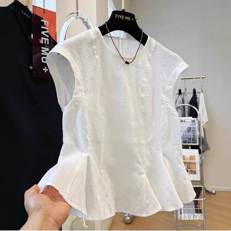 Korean-Style Fashionable Small Skirt Hem Round-Neck Blouse T-Shirt for Women 2026 Summer Sleeveless Outerwear Vest Top Korean-Style Fashionable Small Skirt Hem Round-Neck Blouse T-Shirt for Women 2026 Summer Sleeveless Outerwear Vest Top