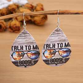 速卖通新款夏季皮耳环批发欧美女沙滩风墨镜字母椰子树PU耳饰批发