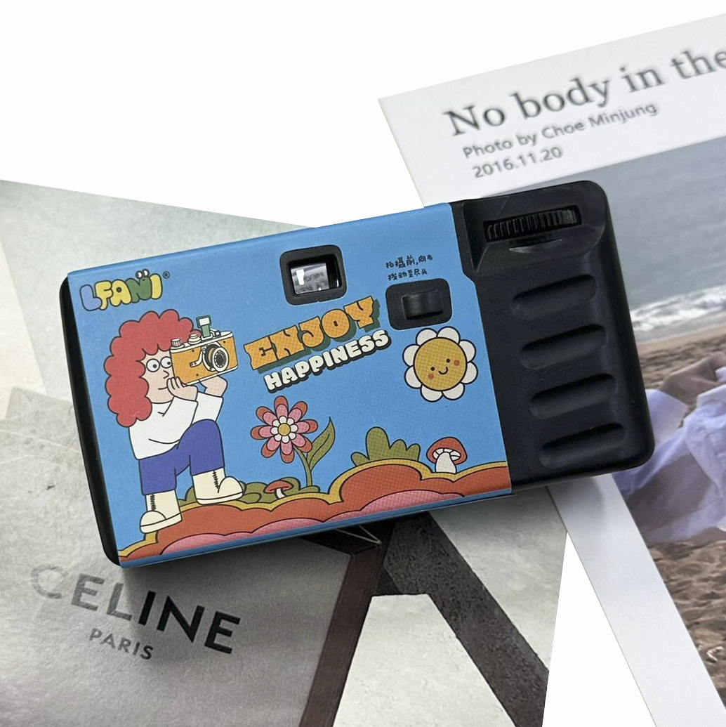 Nueva semi-rejilla película de película desechable Cámara lindo Fin de Semana 18 personalizable LOGO