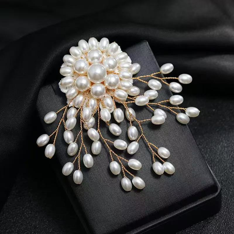 Broche élégante coréenne en perles faites main, idéale pour vêtements, robes, costumes et manteaux._voghion.com
