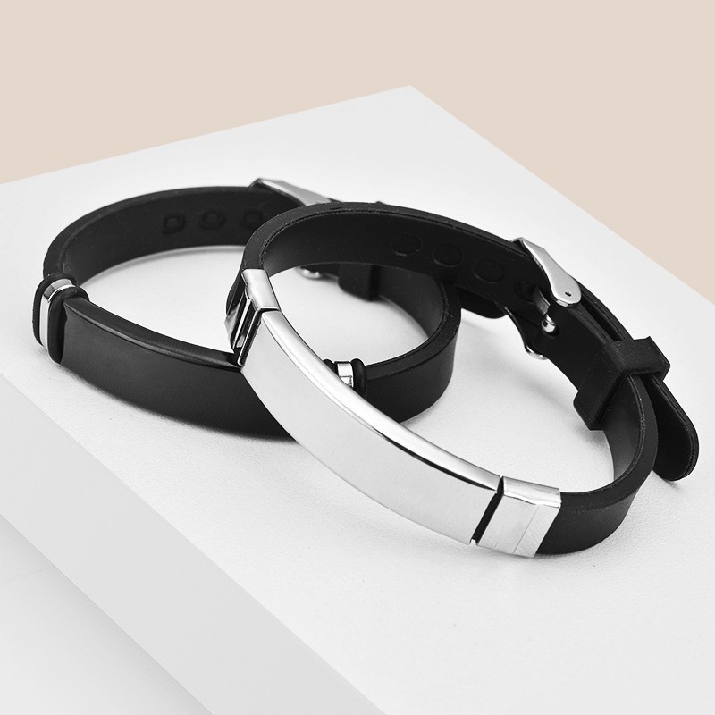 Damearmbånd i titanium og rustfrit stål med gravering_voghion.com