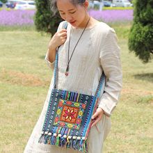 2025新款民族风刺绣包包绣花单肩斜挎包休闲复古云南阿诗玛女包包