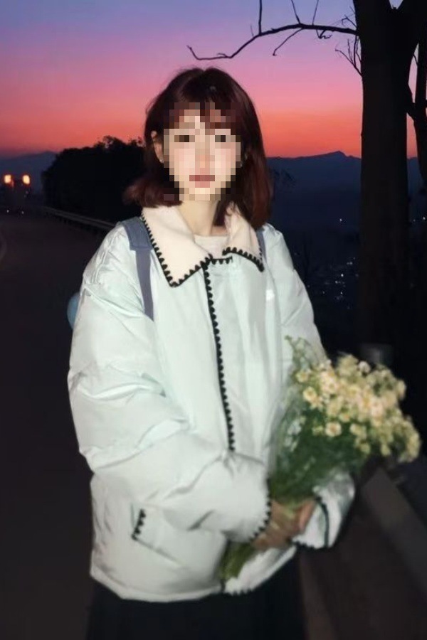 羊羔毛拼接短款棉服女年冬季新款棉衣贝壳绣棉袄巨好看外套潮