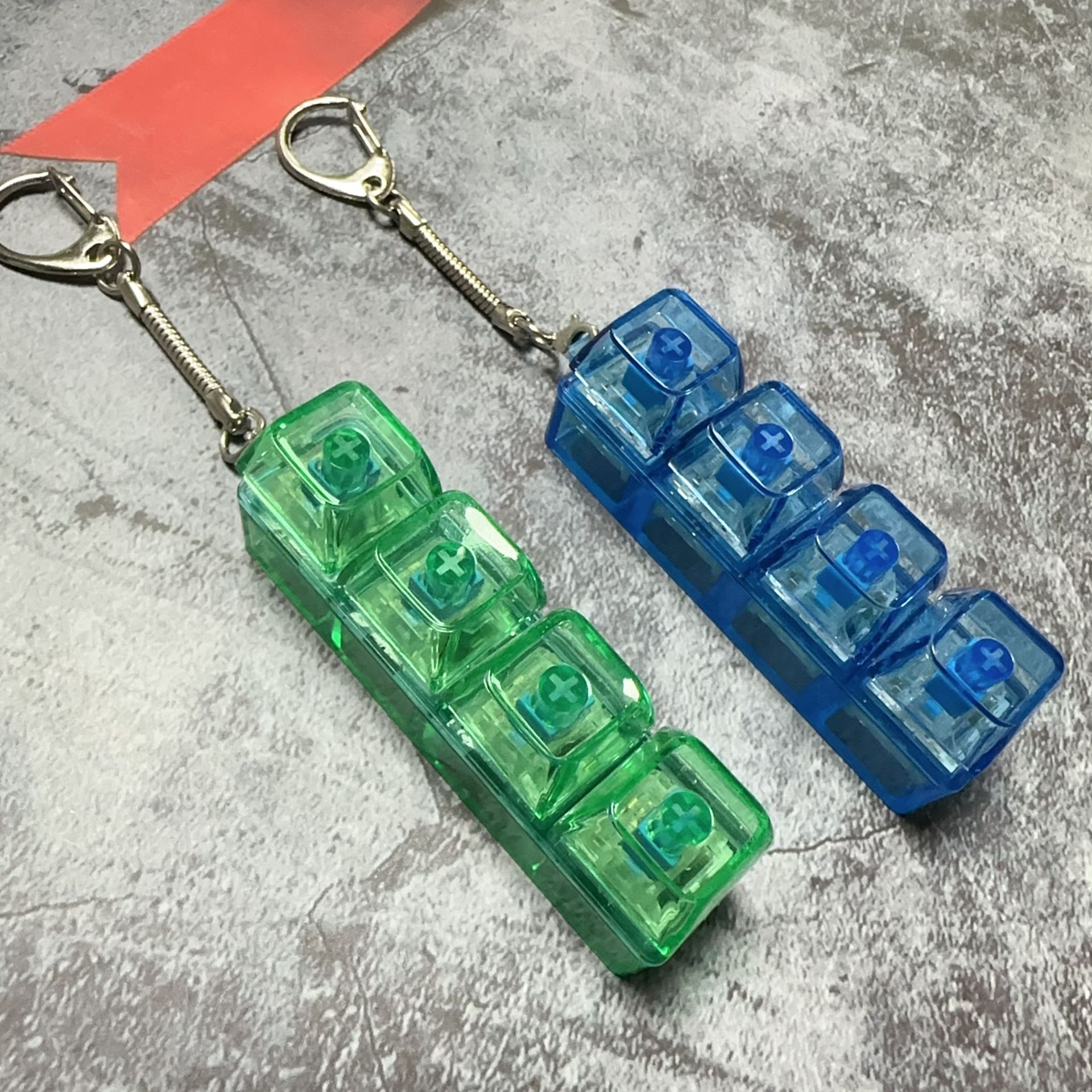 Four-button pc (green transparent + blue transparent) set