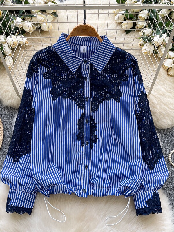 Trendy Retro Color-Block Lace Patchwork Turn-Down Collar Long-Sleeve Single-Breasted Striped Shirt for Women, Loose Fit Waist-Cinching Top