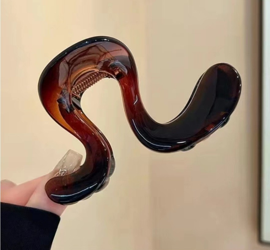 기하학적 그리퍼 앰버