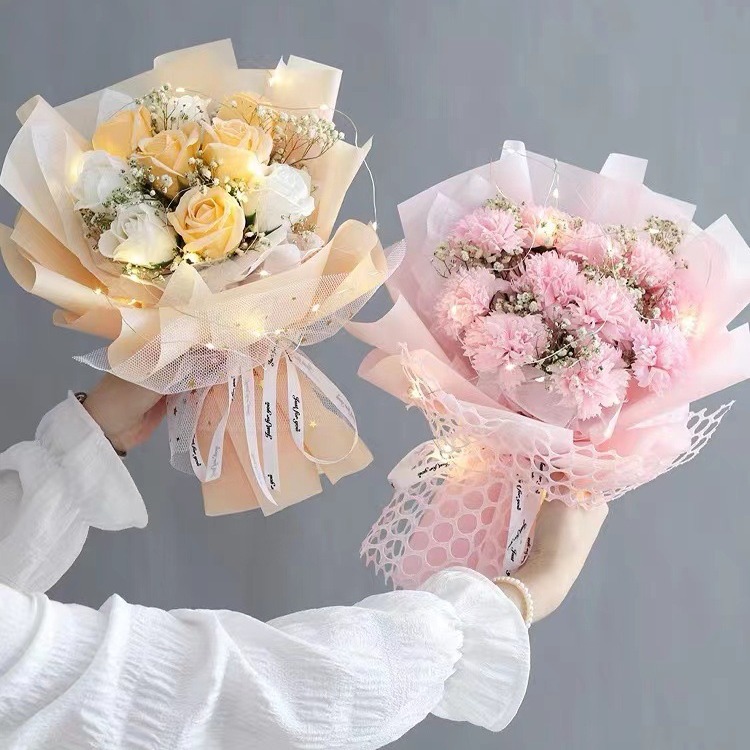 Presentes para Festivais, Natal, Dia dos Namorados, Cravos e Rosas, Buquês de Flores Secas, Estandes Imortalizados, Dia dos Professores, Presente Pronto_voghion.com